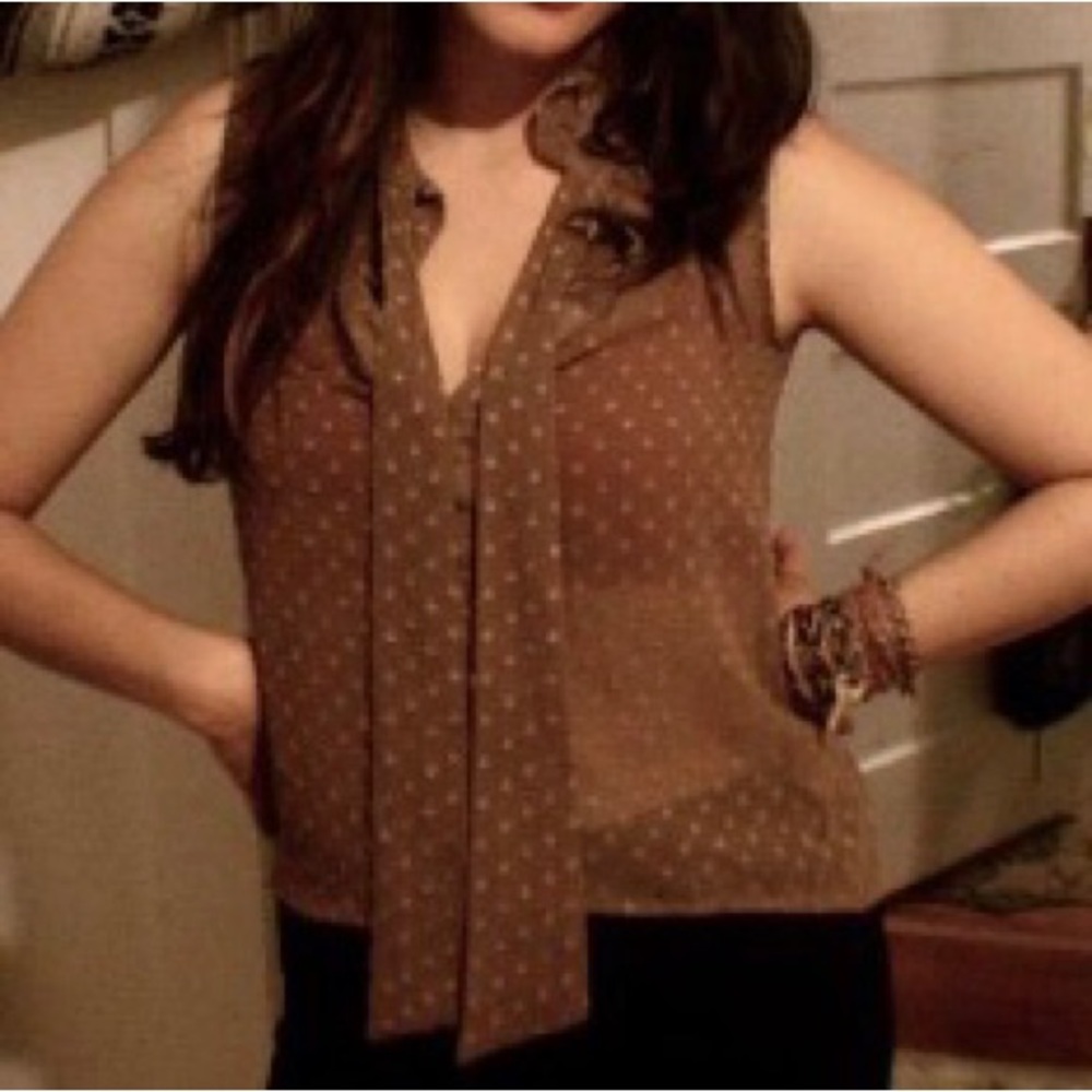 H&M Ruffle Neck Button-Up Tank - Picture 4 of 12